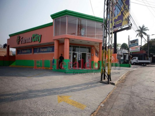 FOTOS: Capitalinos se abastecen durante quinta semana de cuarentena