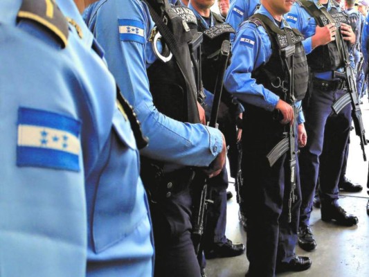 Policías y militares, de cuidar a los ciudadanos a cometer crímenes