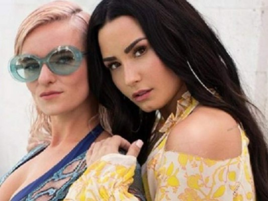 Clean Bandit presenta su nuevo sencillo 'Solo' junto a Demi Lovato&nbsp;&nbsp;