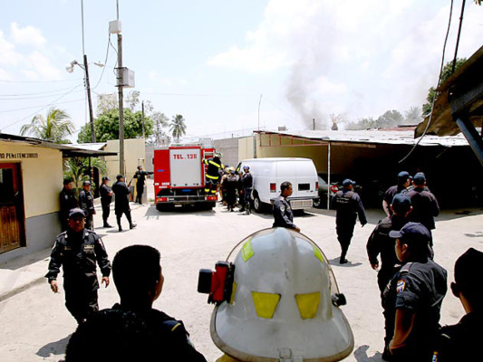 Terror en el centro penal de San Pedro Sula: 13 reos muertos