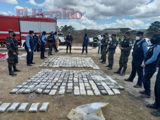 Incineran casi 400 kilos de cocaína en la capital de Honduras (FOTOS)