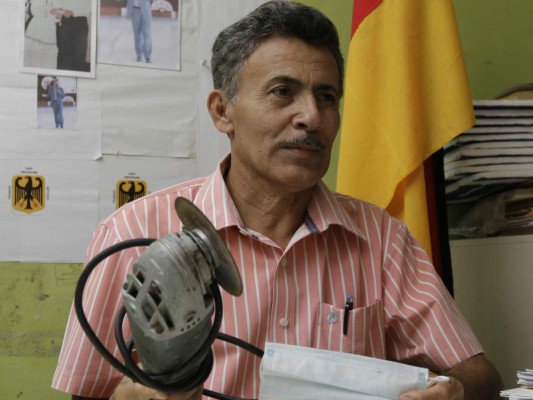 El profesor Rosalí, un ejemplo y orgullo para la colonia La Era