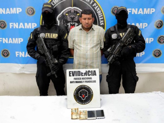 Honduras: Capturan a taxista que supuestamente extorsionaba a transportistas de Las Torres