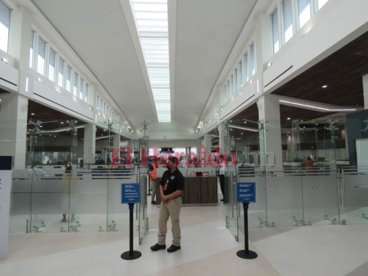 FOTOS: Así luce el aeropuerto de Palmerola en sus primeros días de vuelos