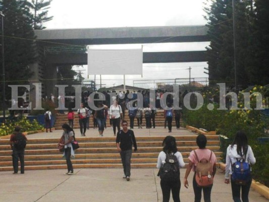 Caos y protestas en la UNAH por las normas académicas