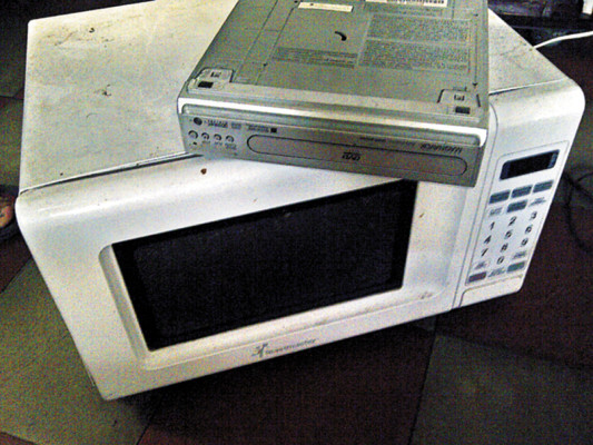 Un cortocircuito dejó sin aparatos eléctricos a 30 familias de La Paz