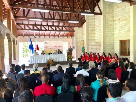 Universidad del Zamorano inaugura primera Maestría en Ciencias en Agricultura Tropical Sostenible &nbsp;