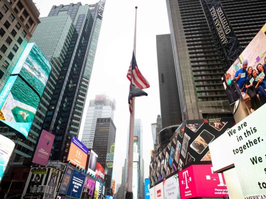 FOTOS: Más de 10,000 muertos por coronavirus en Nueva York, pero 'lo peor ya pasó'
