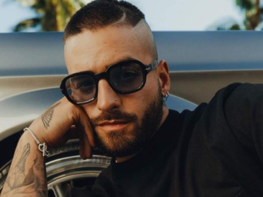 Maluma explica la razón por la que compró su avión privado