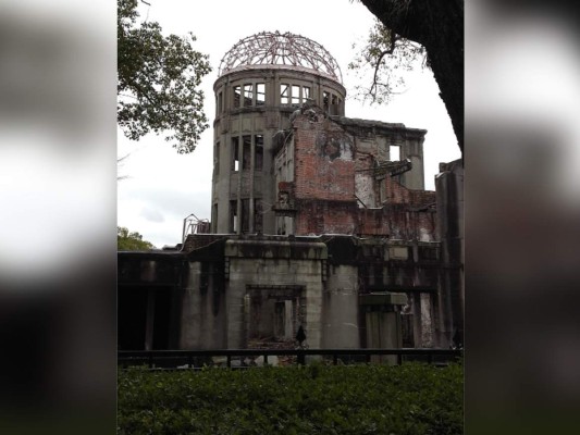 Hiroshima arde por la paz