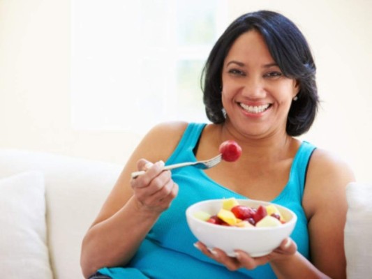 Normalizar dolores, consumir limón y evitar el gluten: 15 mitos comunes sobre la alimentación saludable