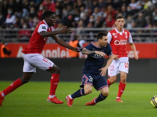 Con ovación incluida: Así se vivió el debut de Messi con el PSG en la Ligue 1 (Fotos)