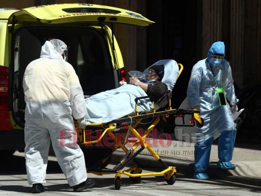 Drama de entierros sin familia y calvario en los hospitales: la lucha del covid-19 en Honduras