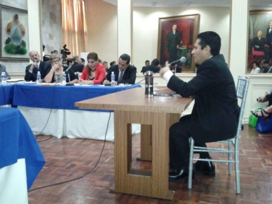 CN inicia audiencias para elegir a ombudsman