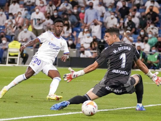 El Real Madrid se embelesa con Vinicius Junior