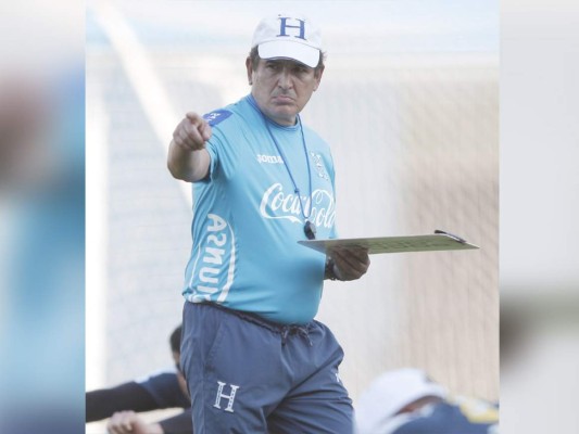 Jorge Luis Pinto: 'Yo no tengo broncas contra nadie'