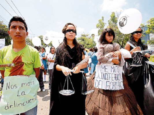 Símbolos de protesta para exigir libertad