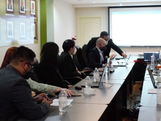 Dos empresas ofertan para transmitir resultados de las elecciones primarias en Honduras