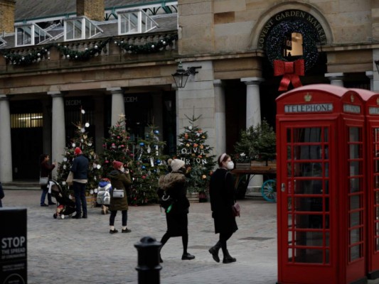 Inglaterra anuncia nuevas restricciones por covid-19