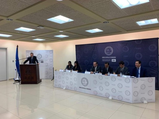 Honduras aprueba primera revisión del acuerdo con el Fondo Monetario