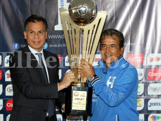 Jorge Luis Pinto contará con el 50 por ciento del equipo campeón para los amistosos de febrero