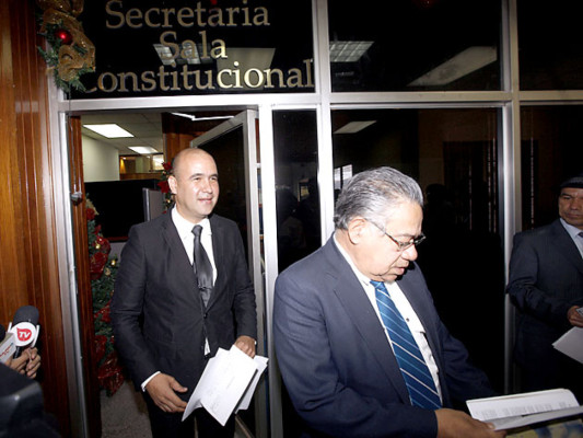 Poder Ejecutivo y Congreso dan marcha atrás 'trancazo” migratorio