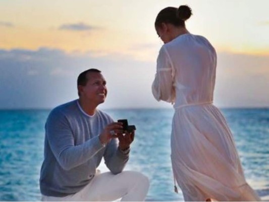 Jennifer López reveló por qué aceptó casarse por cuarta vez