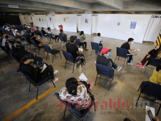 Bajos ingresos en triajes del Distrito Central pausan la megasala covid