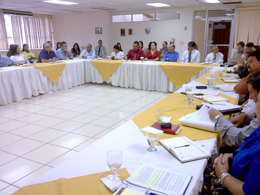 Arranca proceso de licitación de medicamentos