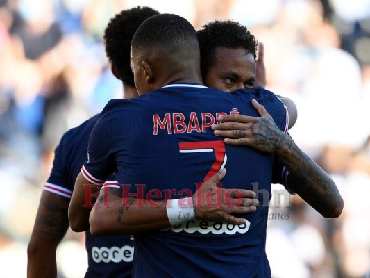 París SG gana 4-0 al Celtic en adiós de Thiago Silva al Parque de los Principes