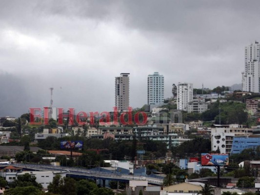 Cuña de alta presión sigue dejando lluvias este lunes en Honduras