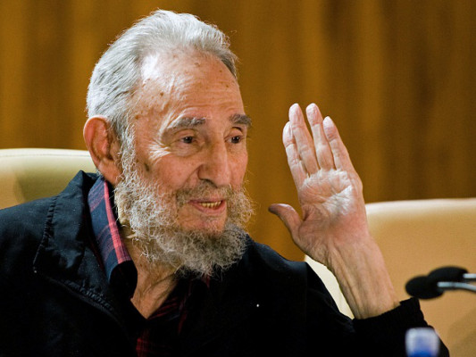 Crecen rumores de que Fidel Castro está 'moribundo'