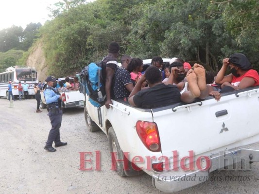 Migrantes haitianos ingresan a Honduras por puntos ciegos