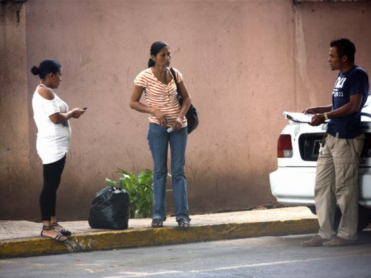 Fallece menor abandonado en carretera de Honduras tras identificarlo su madre