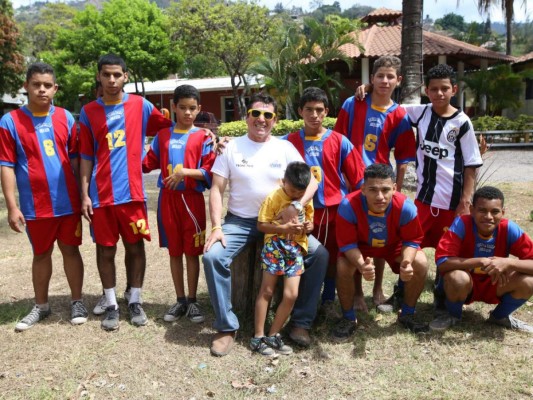 Compartir con niños especiales de la capital es maravilloso