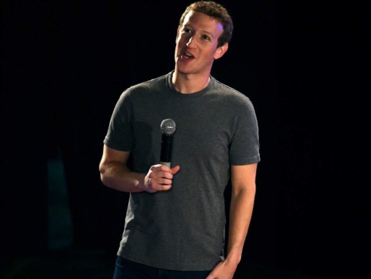 Mark Zuckerberg molesta a sus vecinos en Hawái
