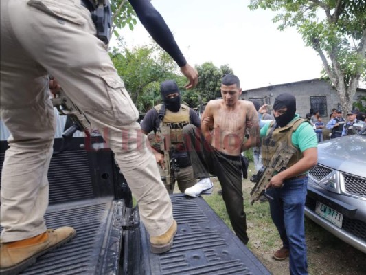 FOTOS: Así fue la captura de los cuatro supuestos cabecillas de la pandilla 18 en Amarateca