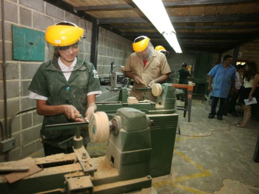 Autoridades de Educación buscan formar a nuevos emprendedores&nbsp;&nbsp;