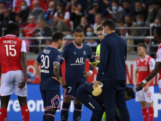 Con ovación incluida: Así se vivió el debut de Messi con el PSG en la Ligue 1 (Fotos)