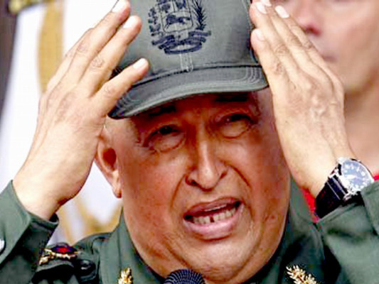 Le queda un año de vida a Hugo Chávez a menos que acepte un tratamiento intensivo