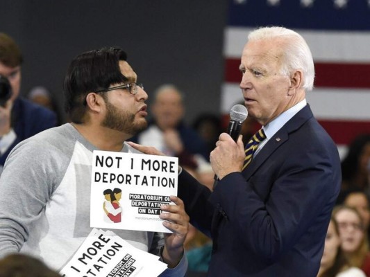 Pese a su promesa, gobierno de Joe Biden deporta a cientos de migrantes