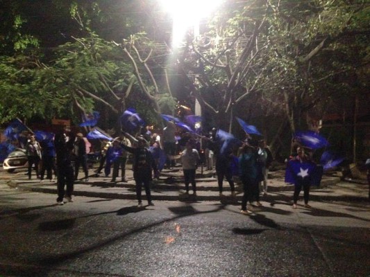 FOTOS: Nacionalistas celebran la 'Caravana de la Victoria' en Honduras