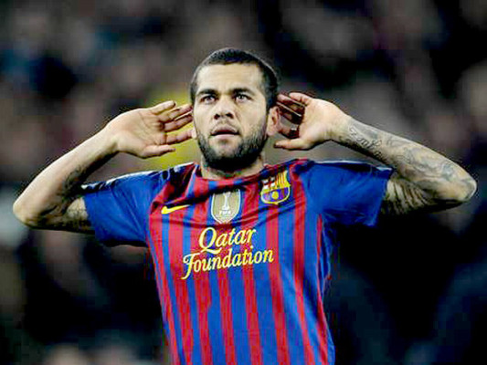 Portavoz de Mourinho llama 'burro' a Dani Alves