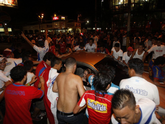 Los festejos del Olimpia por el título 25 en imágenes