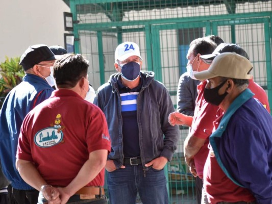 Lustrabotas piden apoyo para pensión vitalicia