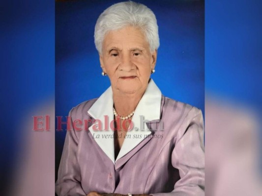 FOTOS: El covid-19 apagó en un segundo 103 años de vida y trayectoria