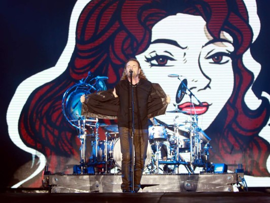 Hondureños cantan al ritmo de Maná