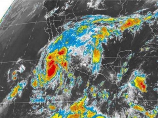 Huracán Rosa se debilita en Pacífico mexicano