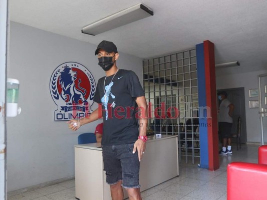 Sin Troglio y con pruebas covid: así arrancó Olimpia su búsqueda por el pentacampeonato  