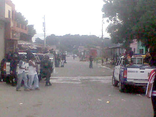 Policía: 37 detenidos en allanamientos simultáneos